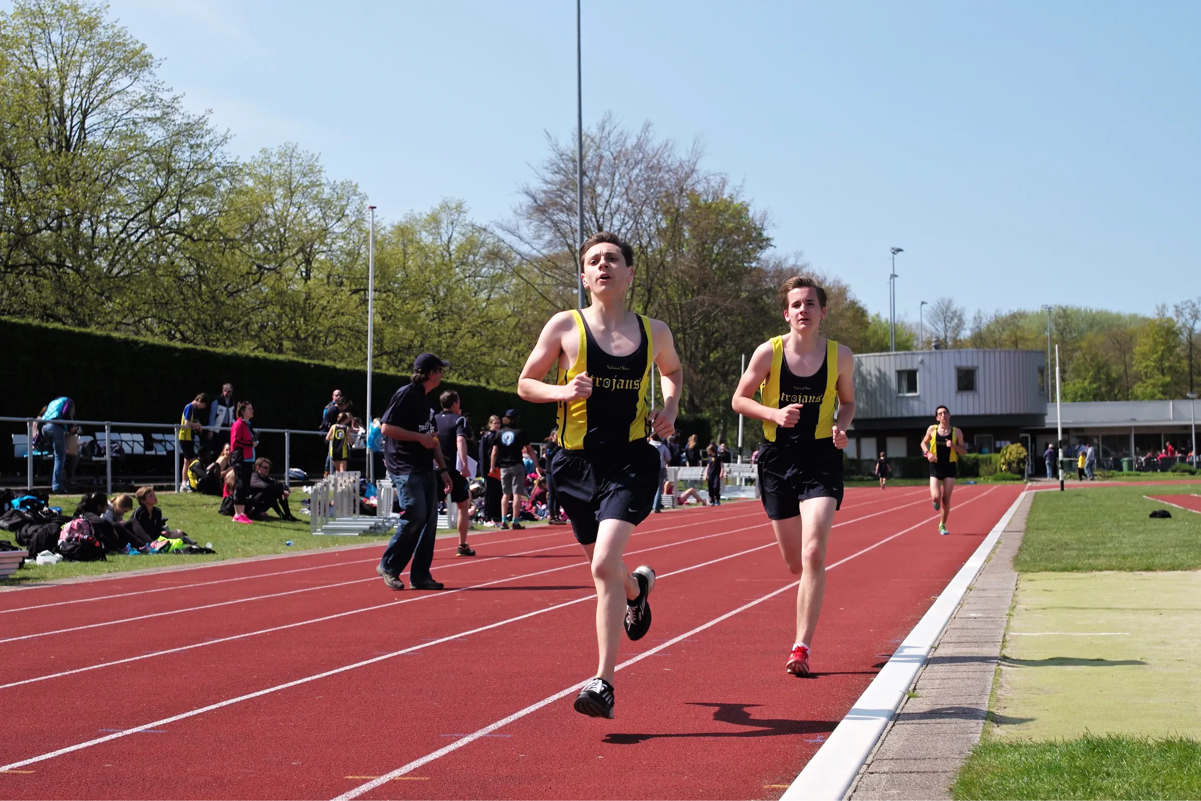track-running-run-jumping-runner-ash-360676-pxhere.com